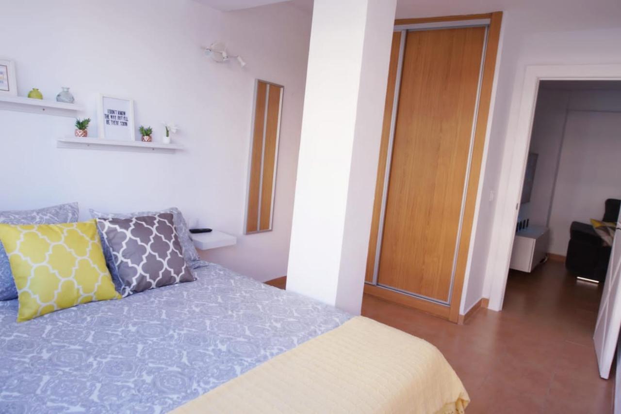 Apartamento La Carihuela Torremolinos Exterior photo